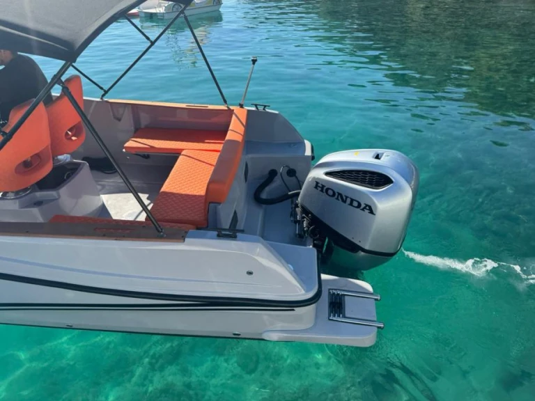 YachtCharter in Makarska - Jeanneau 755 auf SamBoat
