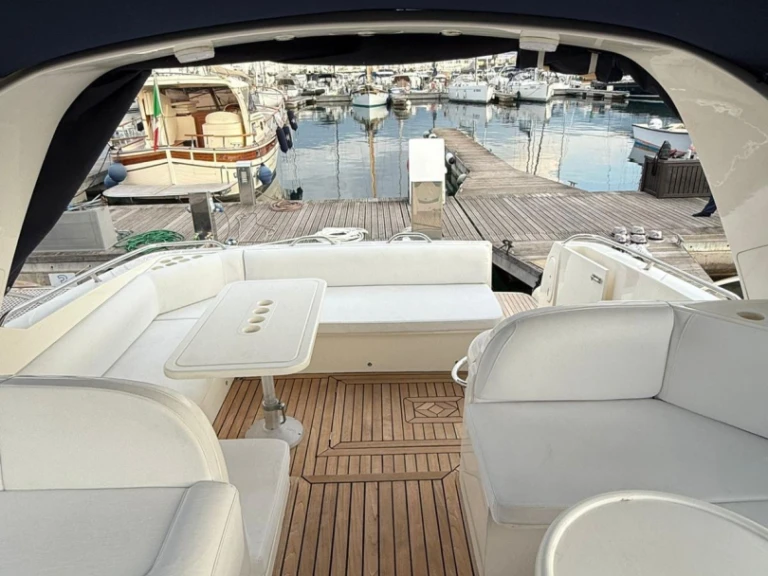 Fireline 41 mieten Castellammare di Stabia