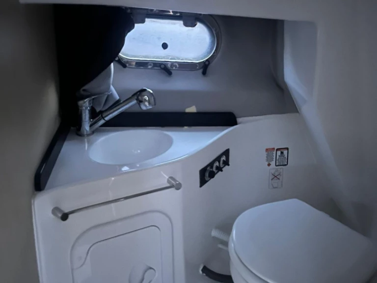 YachtCharter in Castellammare di Stabia - Saver Saver 750 Cabin  auf SamBoat