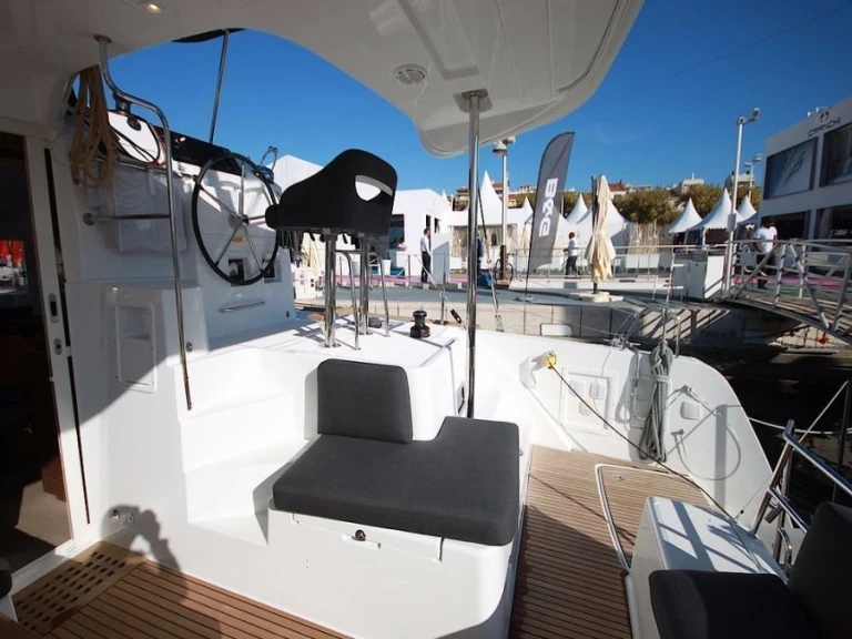 Ein Lagoon Lagoon 40 mieten in Marina (City)