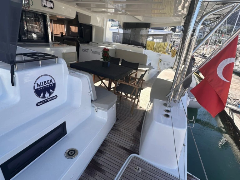 Bootsverleih Lagoon Lagoon 46 Fethiye Samboat