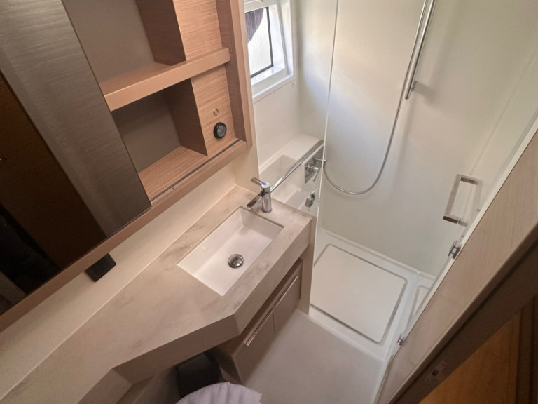 Vermietung Katamaran Lagoon mit Führerschein