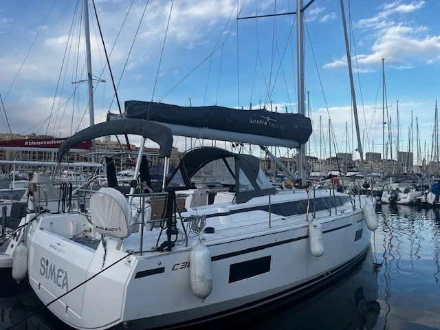 YachtCharter in Marseille - Bavaria Bavaria C38 auf SamBoat