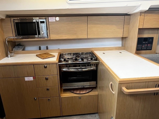 Bootsverleih Bavaria Bavaria C38 Marseille Samboat