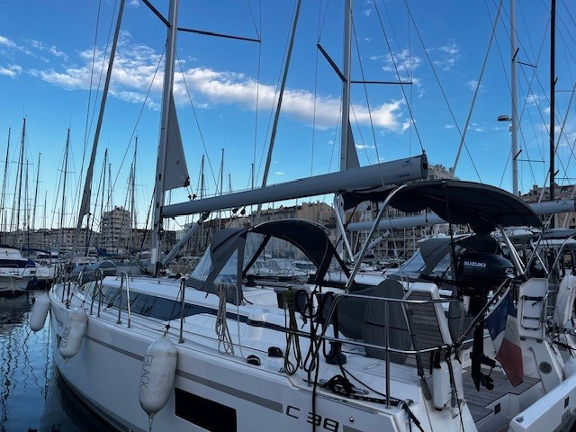 Segelboot mit oder ohne Skipper Bavaria mieten in Marseille
