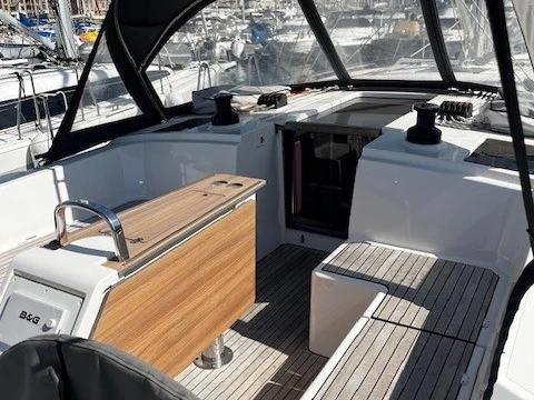 Bavaria Bavaria C42 mieten Marseille
