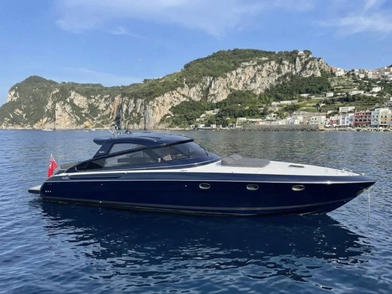 Motorboot mieten in Poltu Quatu zum besten Preis