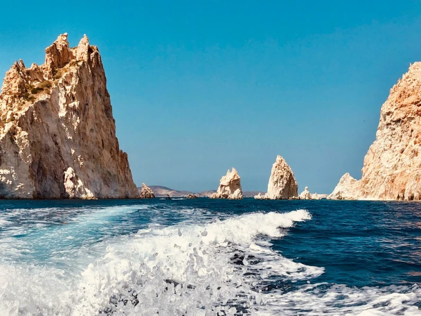 Motorboot mieten in Provatás zum besten Preis