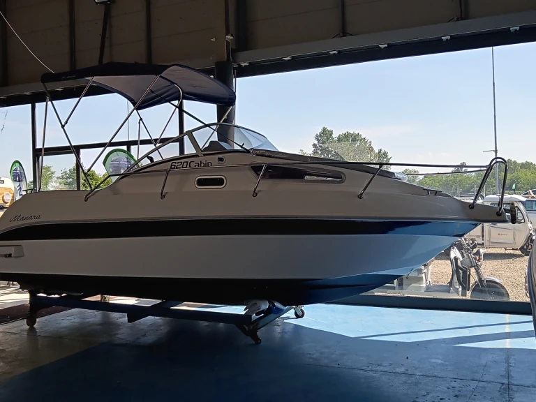 Ein Manara Marine  620C mieten in Moniga del Garda