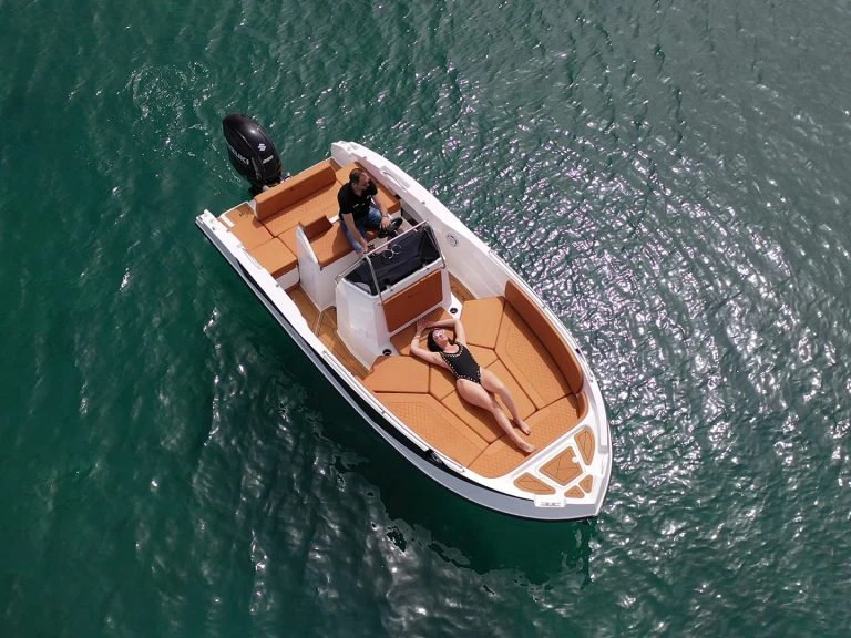 Boot mieten St. Paul's Bay günstig Nireus CL620