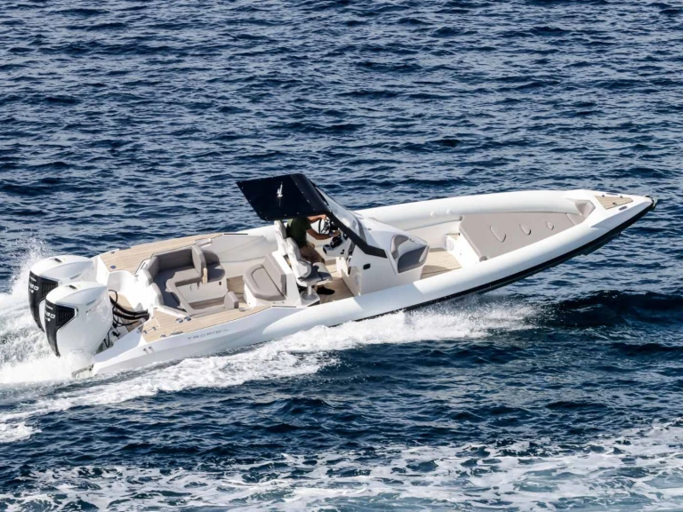 YachtCharter in Gouviá -  Motorboat auf SamBoat