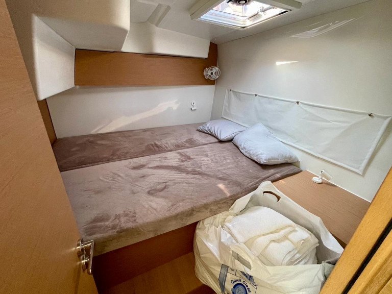 Ein Excess Excess 11 mieten in Toúrlos