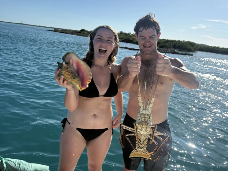 Ein Sea Ray SUNDANCER 420 mieten in Turks Islands