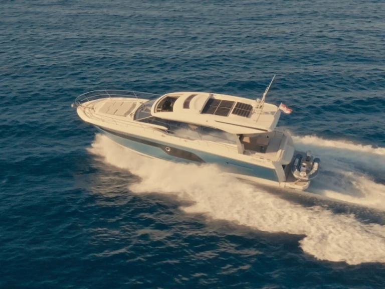 Yacht mieten in Marina Lav zum besten Preis