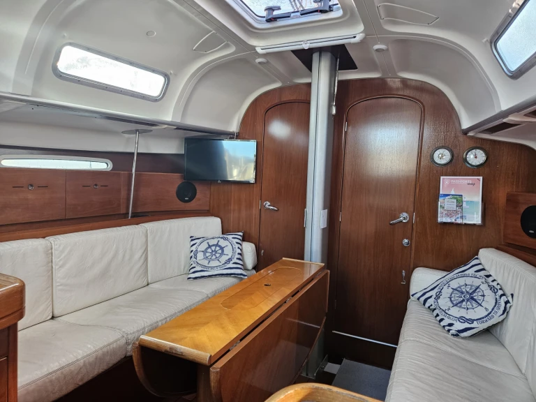 Segelboot mit oder ohne Skipper Bénéteau mieten in Donostia / San Sebastián