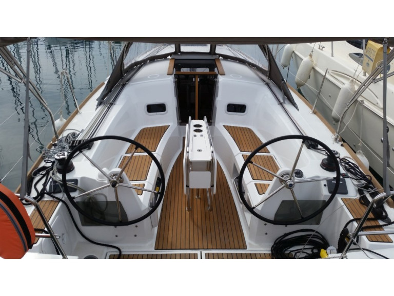 Segelboot mieten in Sukošan - Jeanneau Sun Odyssey 349