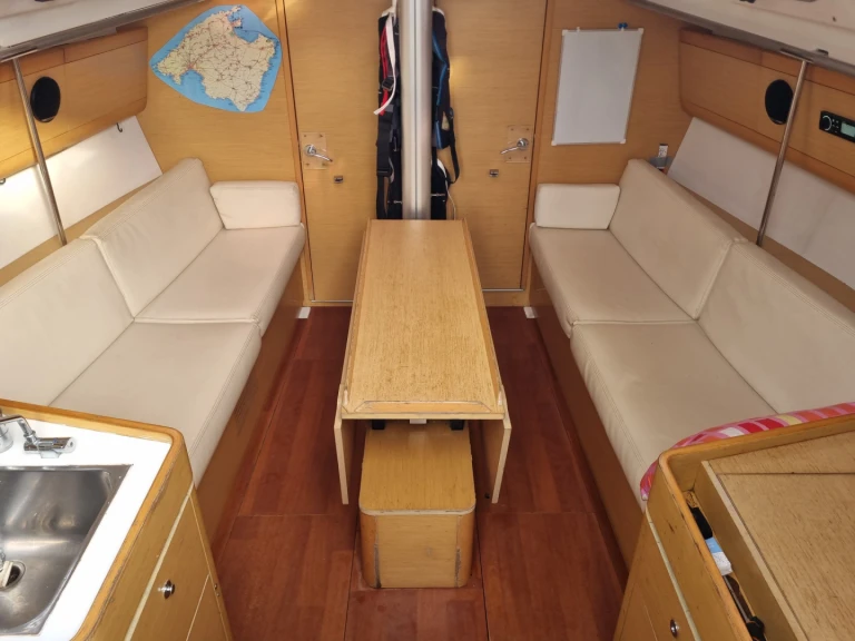 Vermietung Segelboot Bénéteau mit Führerschein