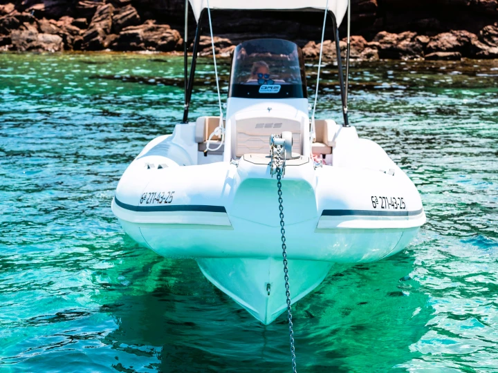 Vermietung Schlauchboot Oromarine mit Führerschein