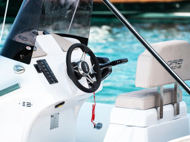 YachtCharter in Ciutadella de Menorca - Oromarine Oromarine S-65 auf SamBoat