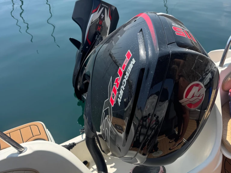 Motorboot mit oder ohne Skipper Bénéteau mieten in Port d'Alicante