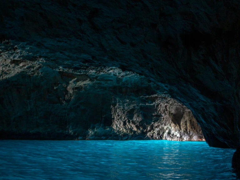 Ein Joker Boat Clubman 26 mieten in Sorrent