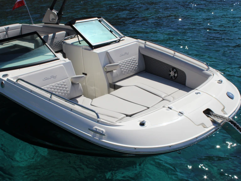 Ein Sea Ray SDX 290 mieten in Spanien