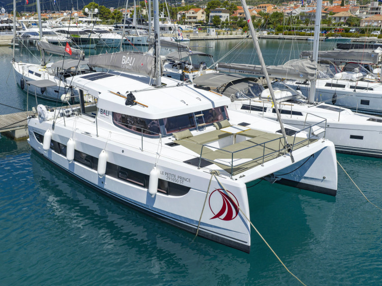 YachtCharter in Kaštela - Bali Bali Catsmart OW - 3 cab. auf SamBoat