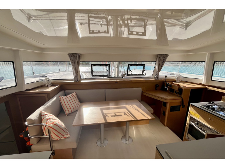 Ein Excess Excess 11 mieten in Papeete