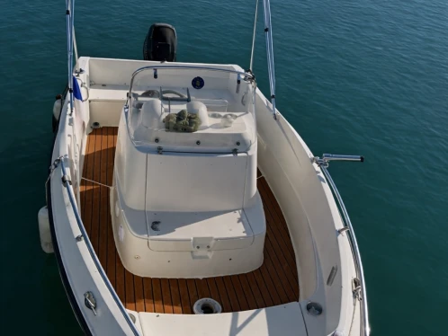 Motorboot mit oder ohne Skipper Quicksilver mieten in Marseille