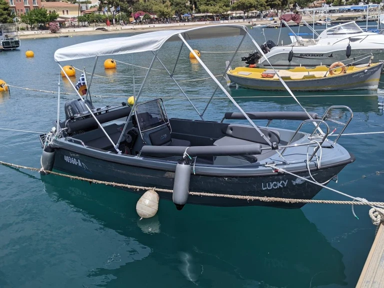 Motorboot mit oder ohne Skipper Tysk mieten in Parálio Ástros