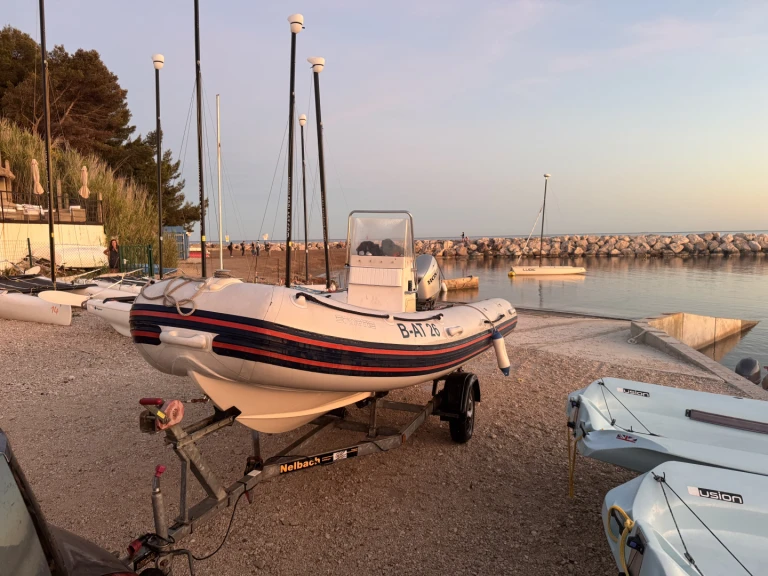 Ein sportis Mc4700 mieten in Les Sablettes