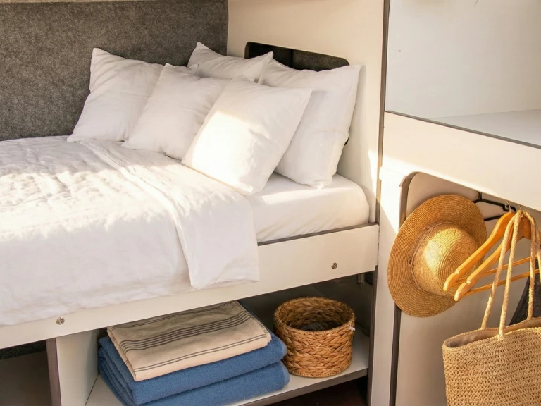 YachtCharter in Sucé-sur-Erdre - Nicols Yacht Nicols Riviera 920 auf SamBoat