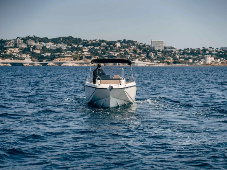 YachtCharter in Marseille - Quicksilver Activ 675 Open auf SamBoat