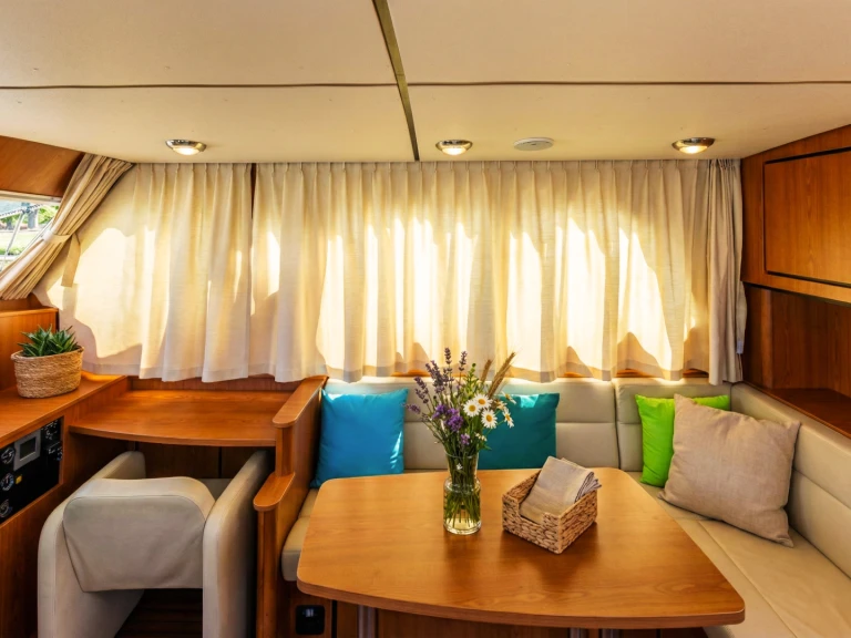 YachtCharter in Corbigny - Linssen Linssen 34.9 GS auf SamBoat