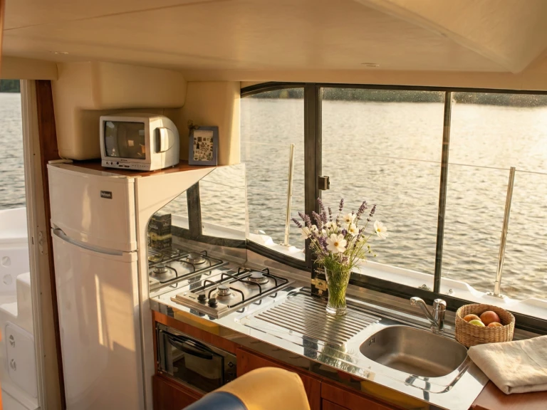Bootsverleih Nicols Yacht Nicols Estivale Duo Amieira Samboat