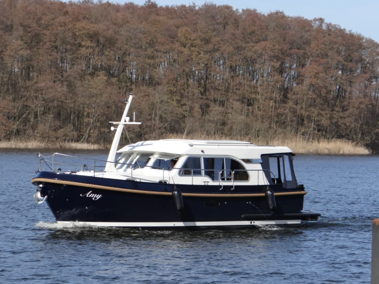 YachtCharter in Mirow -  Linssen Grand Sturdy 30.0 Sedan Intero auf SamBoat