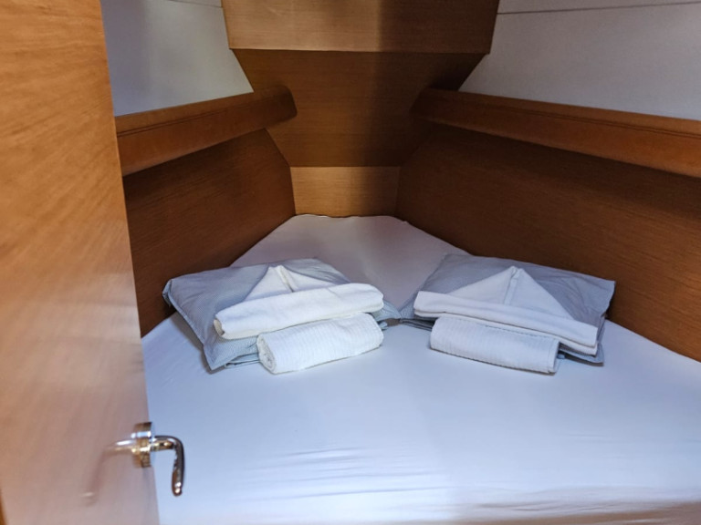 Segelboot mit oder ohne Skipper Jeanneau mieten in Trogir