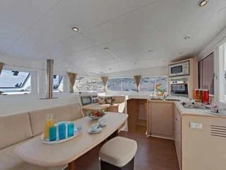 Katamaran mieten in Marina (City) zum besten Preis