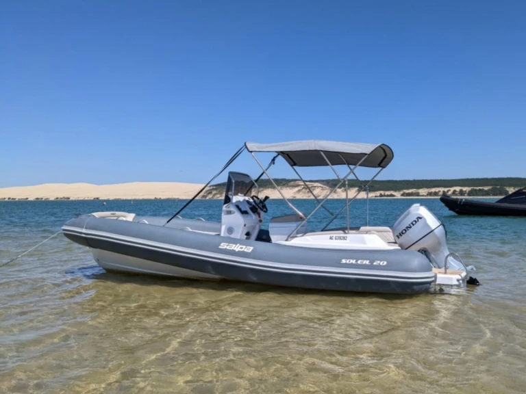 Schlauchboot mieten in Bélisaire zum besten Preis