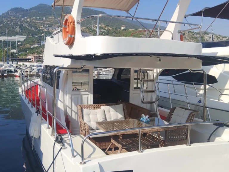 Boot mieten Alanya günstig Made