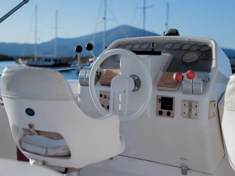 Yacht mieten in Himarë zum besten Preis