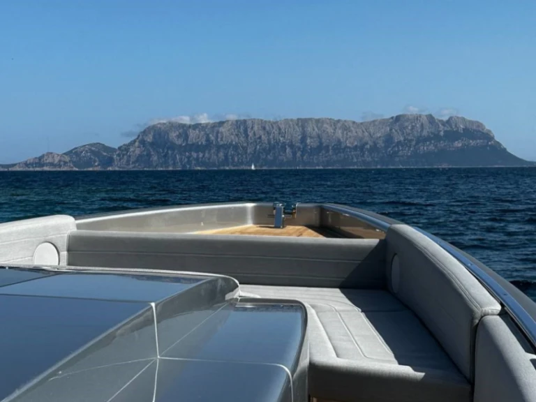 Vermietung Motorboot Novamarine mit Führerschein