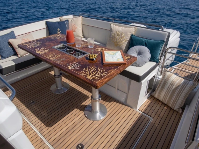 Vermietung Motorboot Jeanneau mit Führerschein