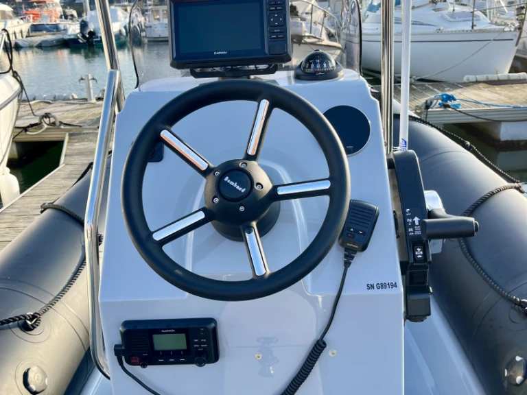 Schlauchboot mit oder ohne Skipper Bombard mieten in Pornichet