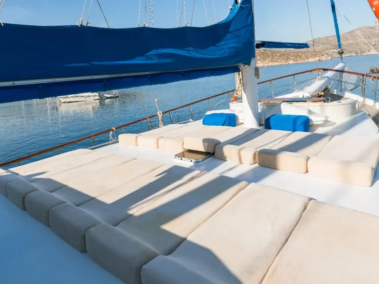 Vermietung Segelboot Custom mit Führerschein