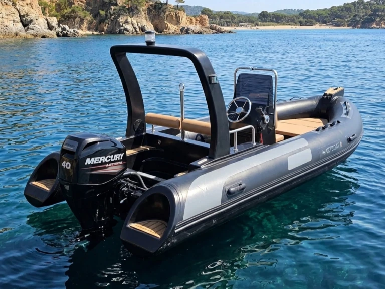 Ein artboat RIB 500 mieten in Portoferraio Port