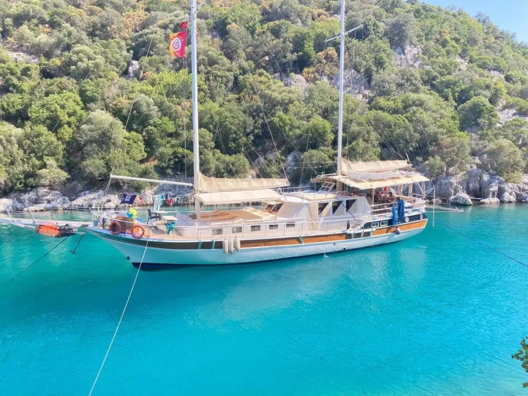 Vermietung Segelboot Custom mit Führerschein