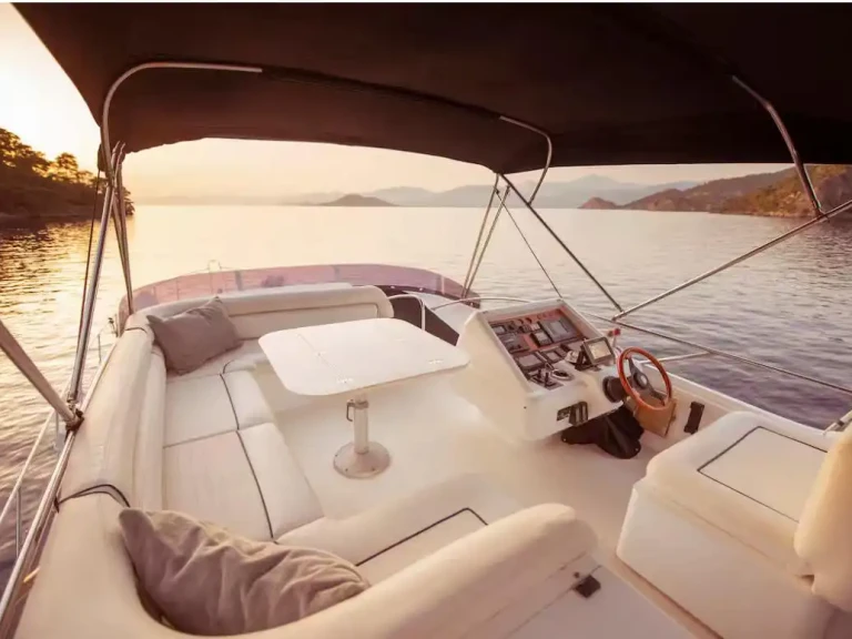 Ein Custom Made mieten in Göcek