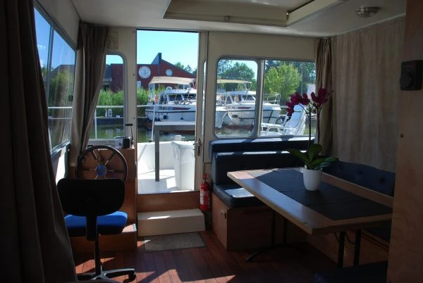 YachtCharter in Louhans -  Espade 1150 Fly C auf SamBoat