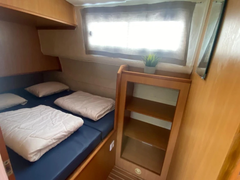 YachtCharter in Mittersheim - Triton Triton 1050 Fly auf SamBoat